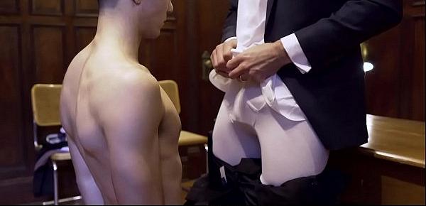  MormonBoyz - Ripped Missionary Boy Penetrates A Strong Priests Tight Asshole